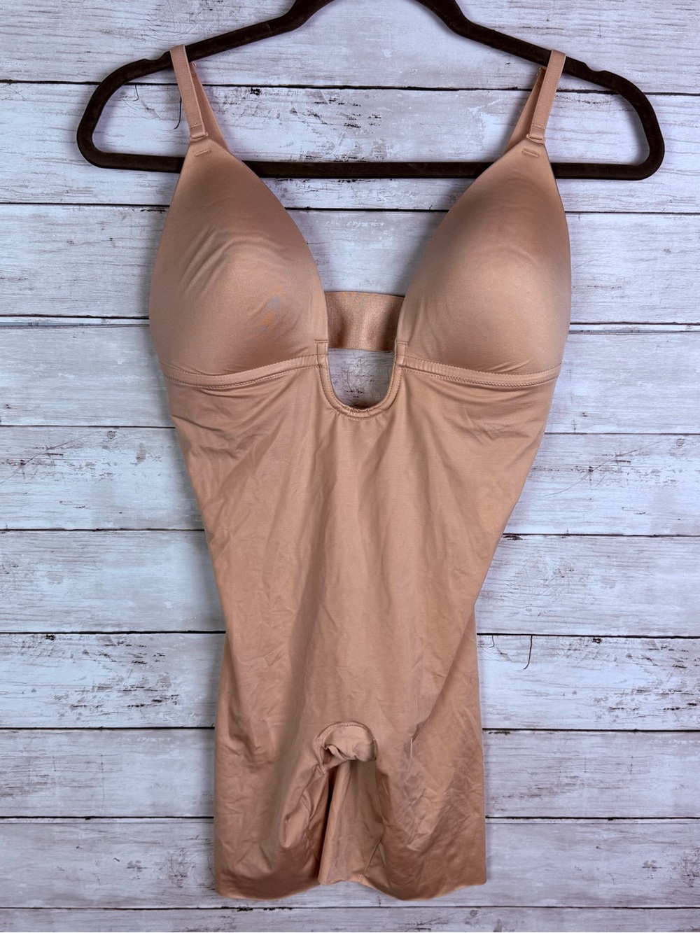 Spanx Plunge Low-Back Mid-Thigh Bodysuit Size Large